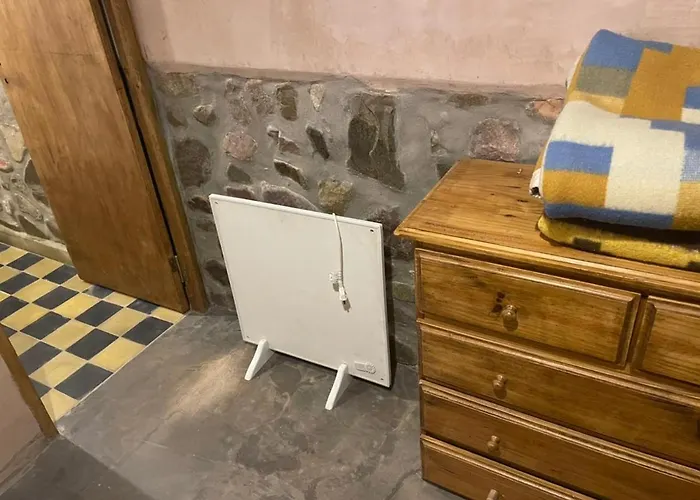 Ruphay: Cabana Equipada Con Vista A Los Cerros En El Campo