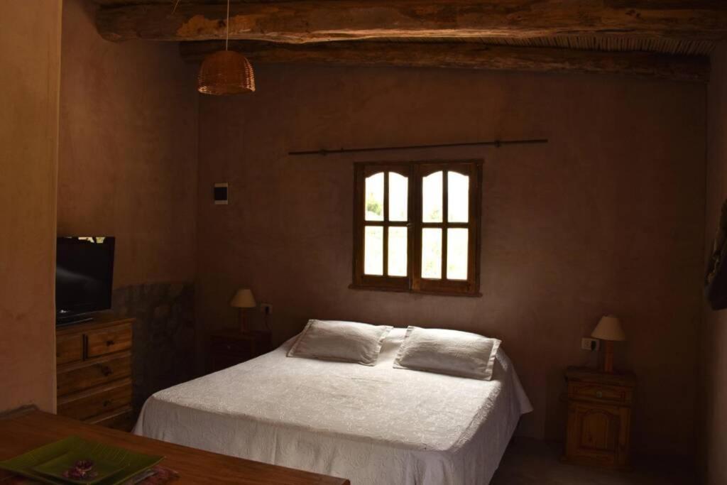 Ruphay: Cabana Equipada Con Vista A Los Cerros En El Campo * Maimara